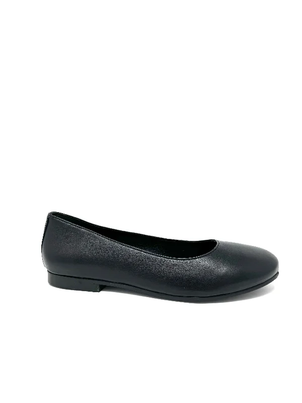 Rounded Ballet Flat in Apple Leather from Turf